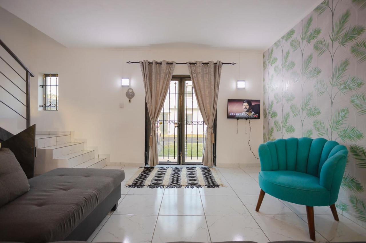 Le Palmiste Lovely 2-Bedroom Duplex With Pool Grand Gaube Extérieur photo